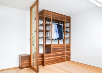 Wardrobe in nut