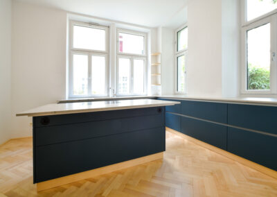 Fitted kitchen in anti-fingerprint