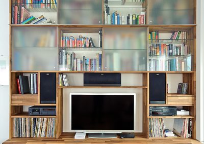 HIFI- und Bücherlösung